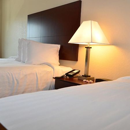 Cobblestone Inn&Suites - Clarion Extérieur photo