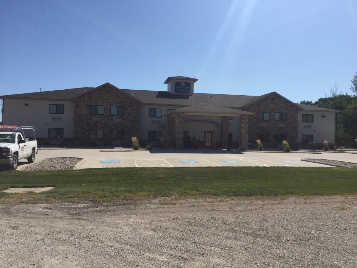 Cobblestone Inn&Suites - Clarion Extérieur photo
