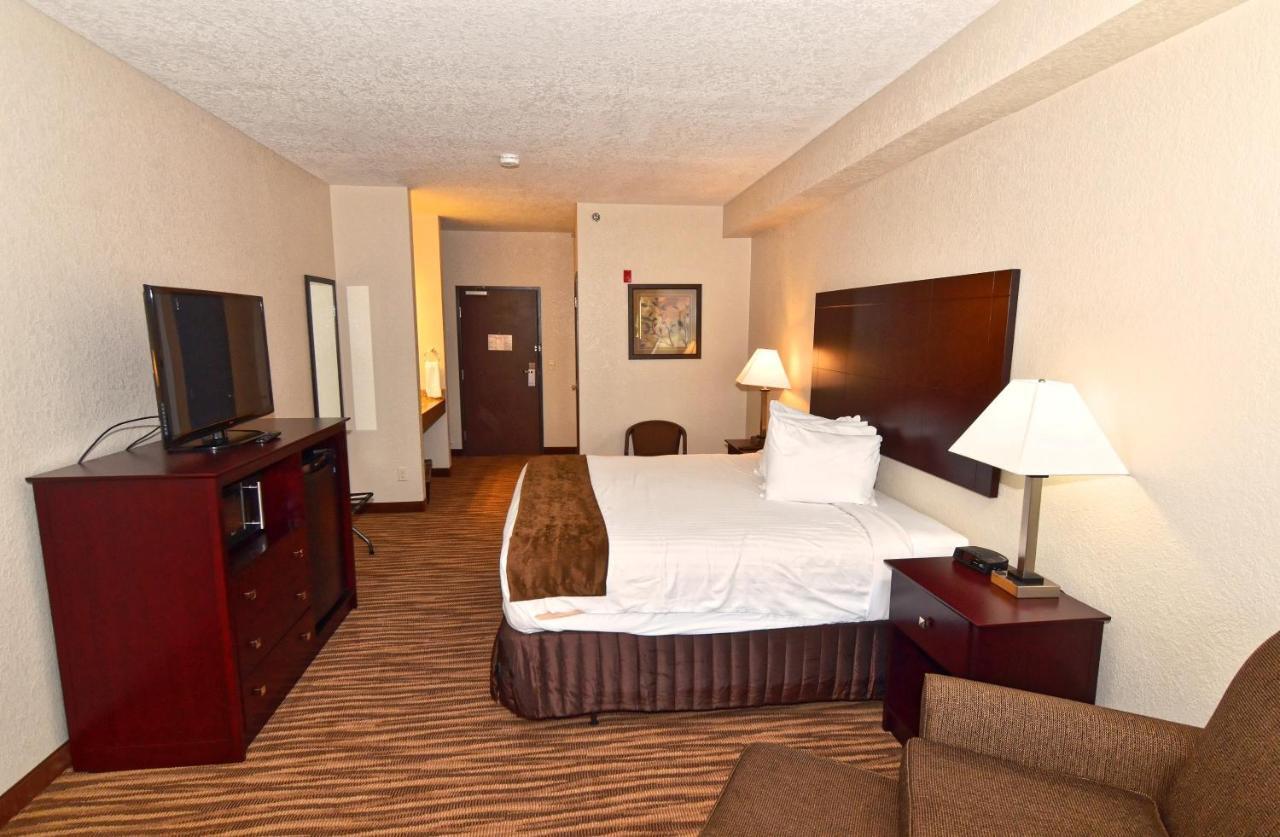 Cobblestone Inn&Suites - Clarion Extérieur photo