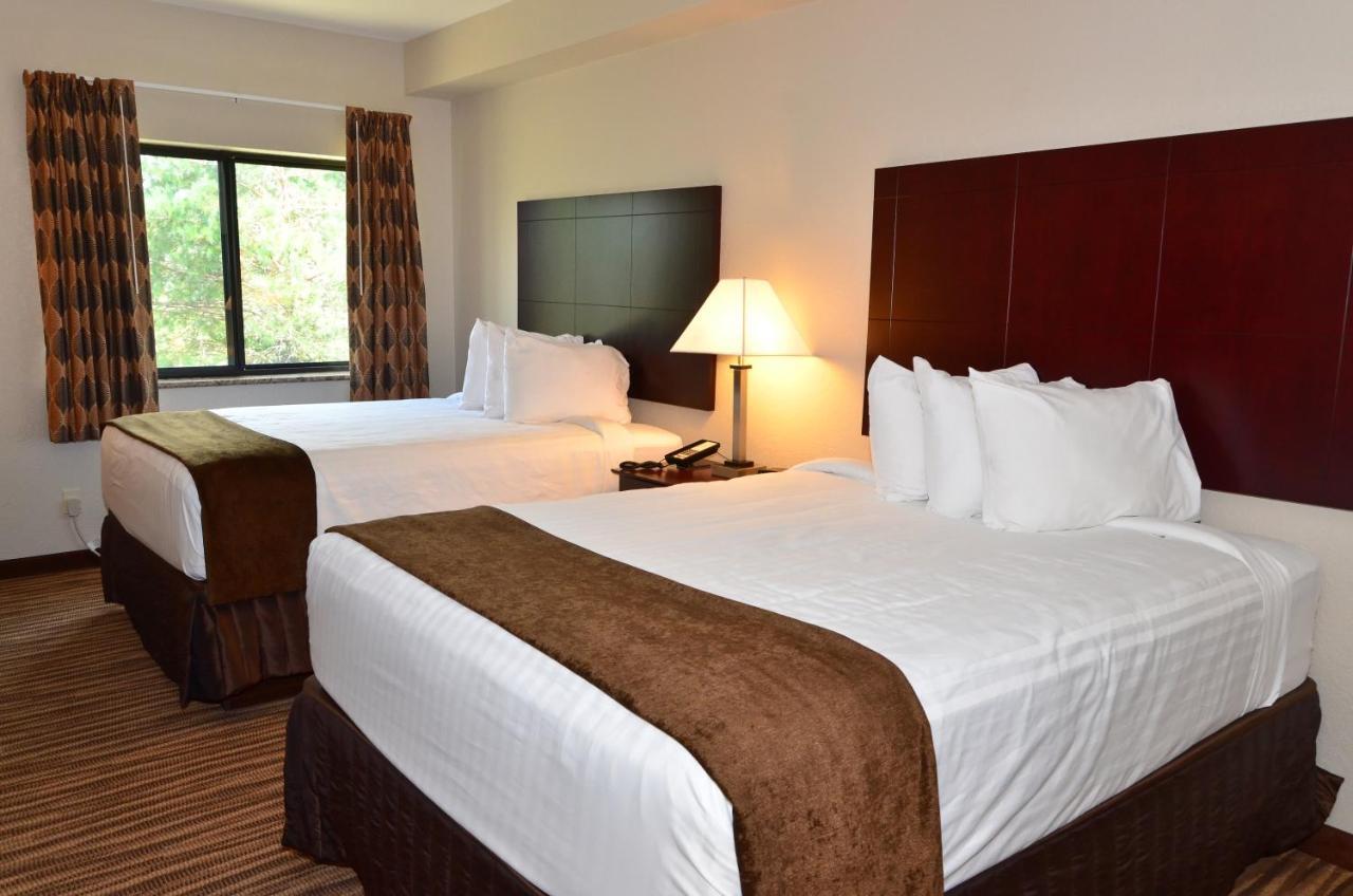 Cobblestone Inn&Suites - Clarion Extérieur photo