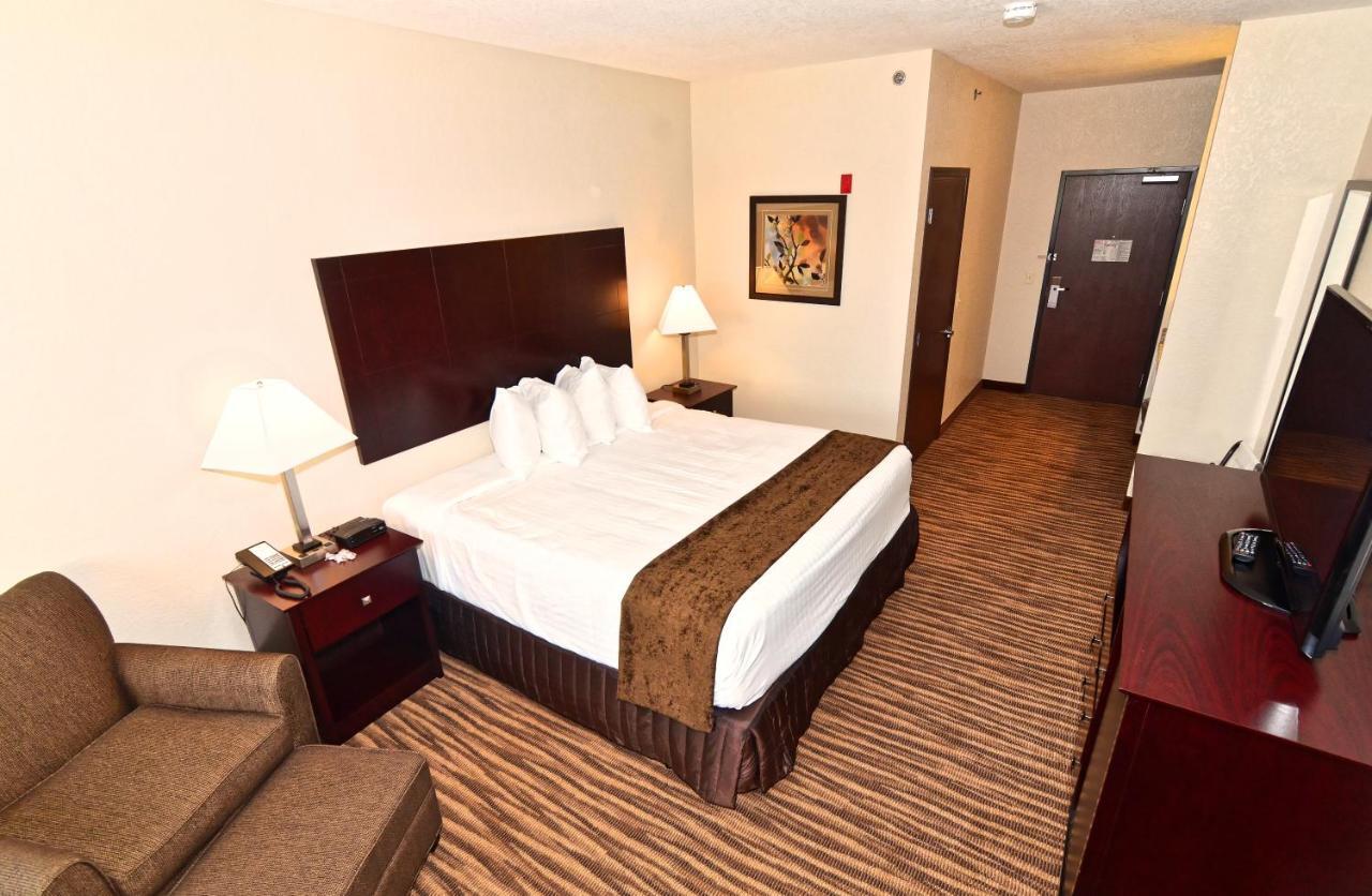 Cobblestone Inn&Suites - Clarion Extérieur photo