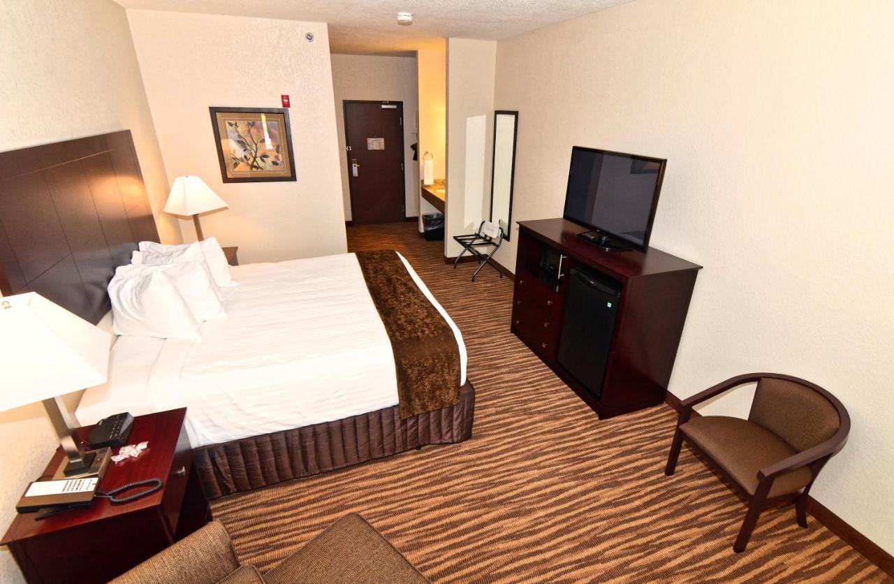 Cobblestone Inn&Suites - Clarion Extérieur photo